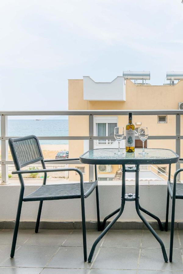 Marinis Boutique Rooms Nea Iraklitsa 외부 사진